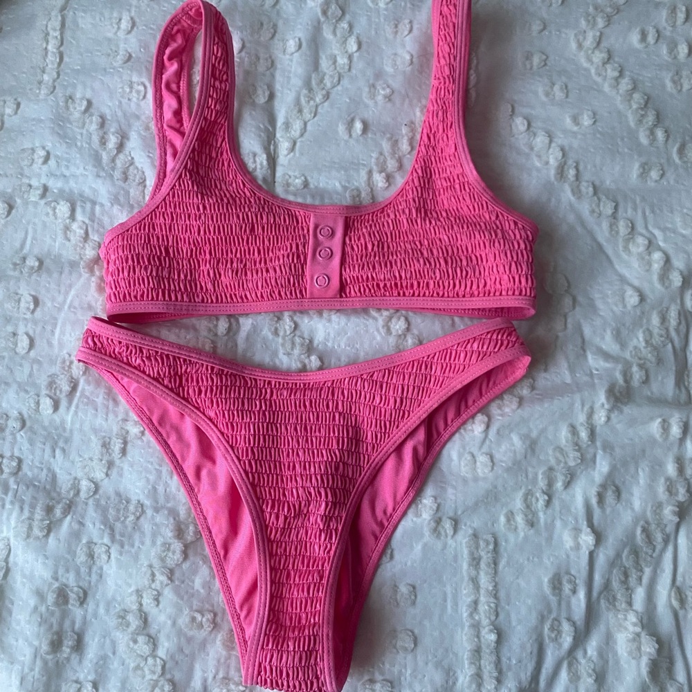 Kendall and Kylie Bikini set